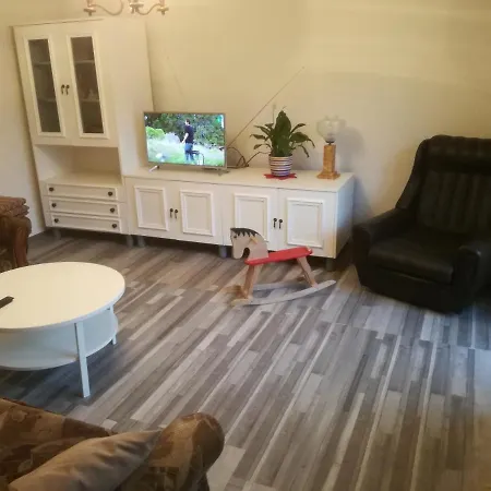 Zora Apartmant